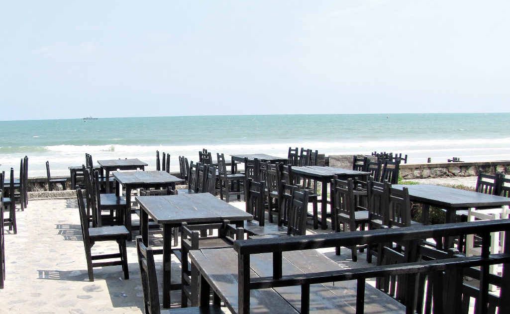 Yu Yen Hua Hin Balcony Restaurant. Yu Yen Hua Hin Balcony Restaurant.
